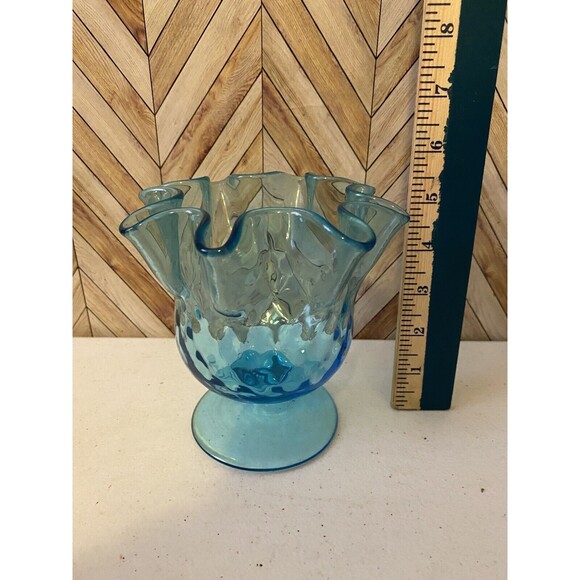 Blue Vintage Ruffled Glass Decorative Candy Dish [Item 478] - Picture 4 of 4
